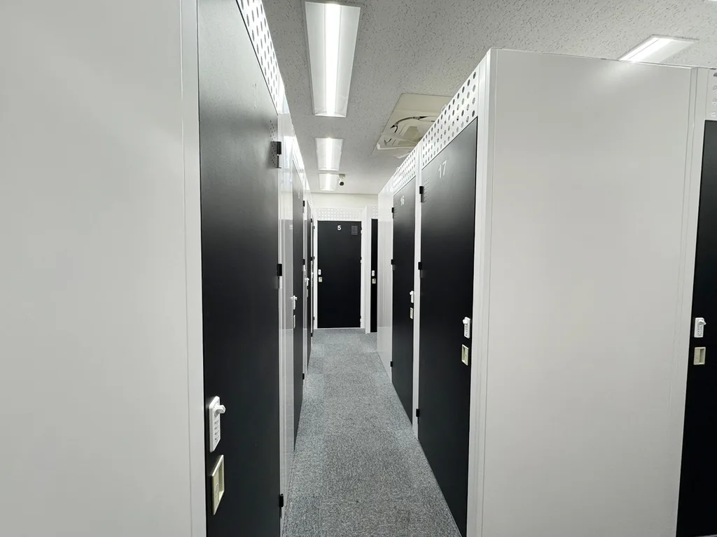 トランクルーム施設内装イメージ